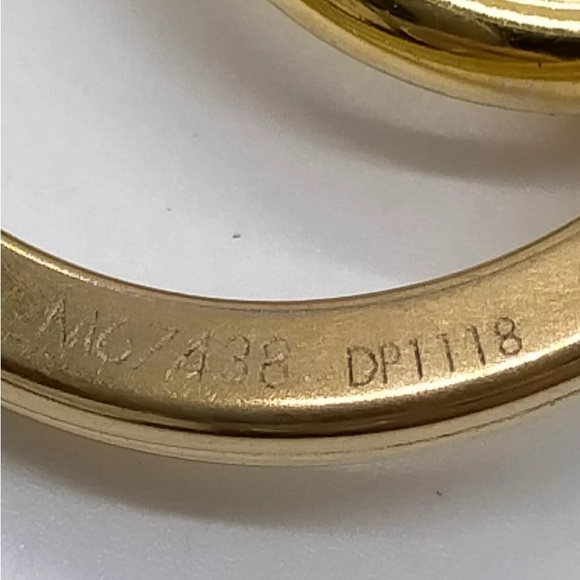 Authentic Louis Vuitton Key Ring M67438 Gold DP1118, Italy, 11.5 cm - Picture 7 of 7